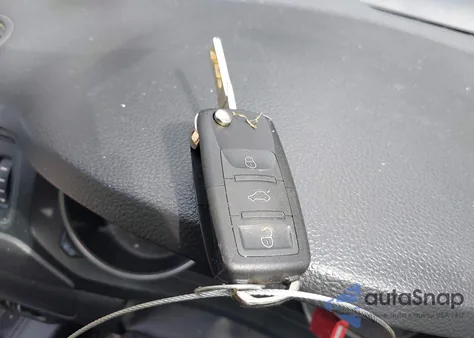 2015 Volkswagen Jetta 2.0L S из США, поврежденный, VIN 3VW2K7AJ1FM293445